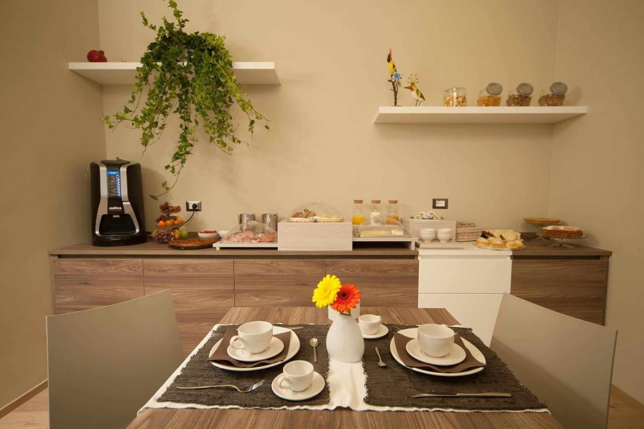 Antica Dimora Luxury Rooms 바를레타 외부 사진