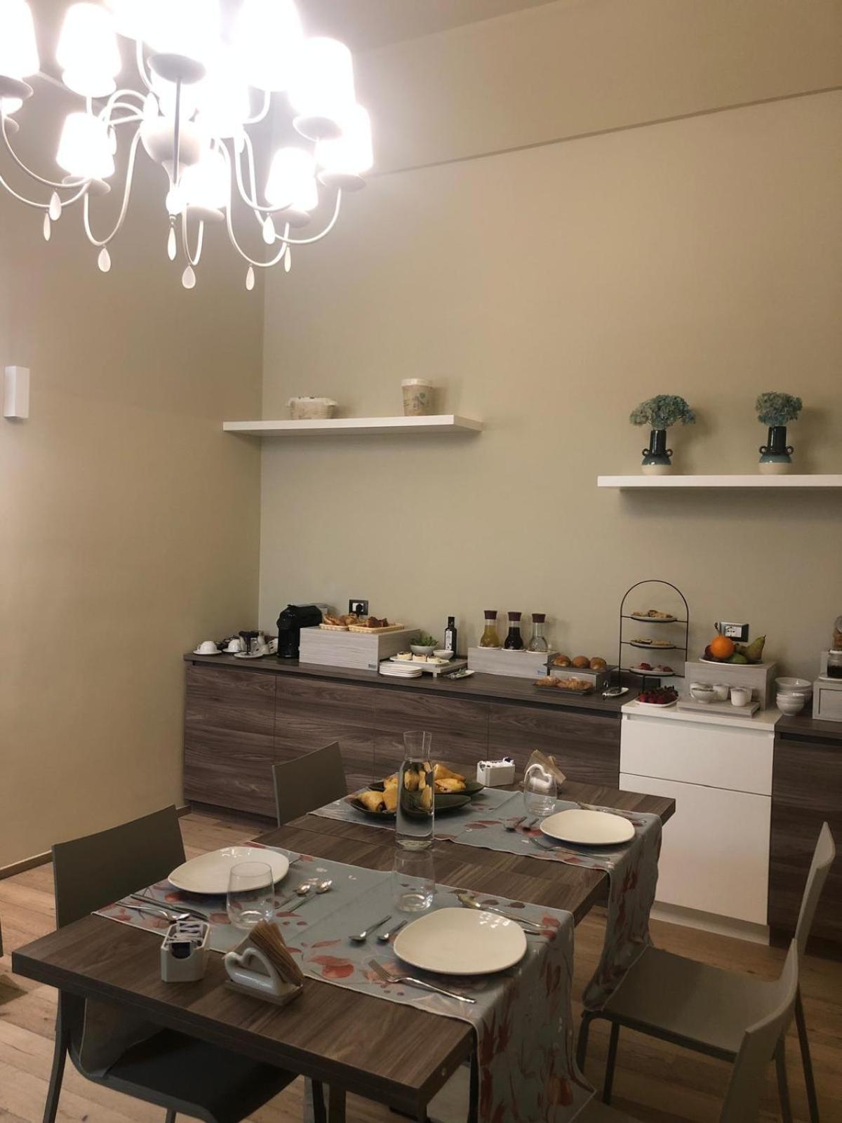 Antica Dimora Luxury Rooms 바를레타 외부 사진