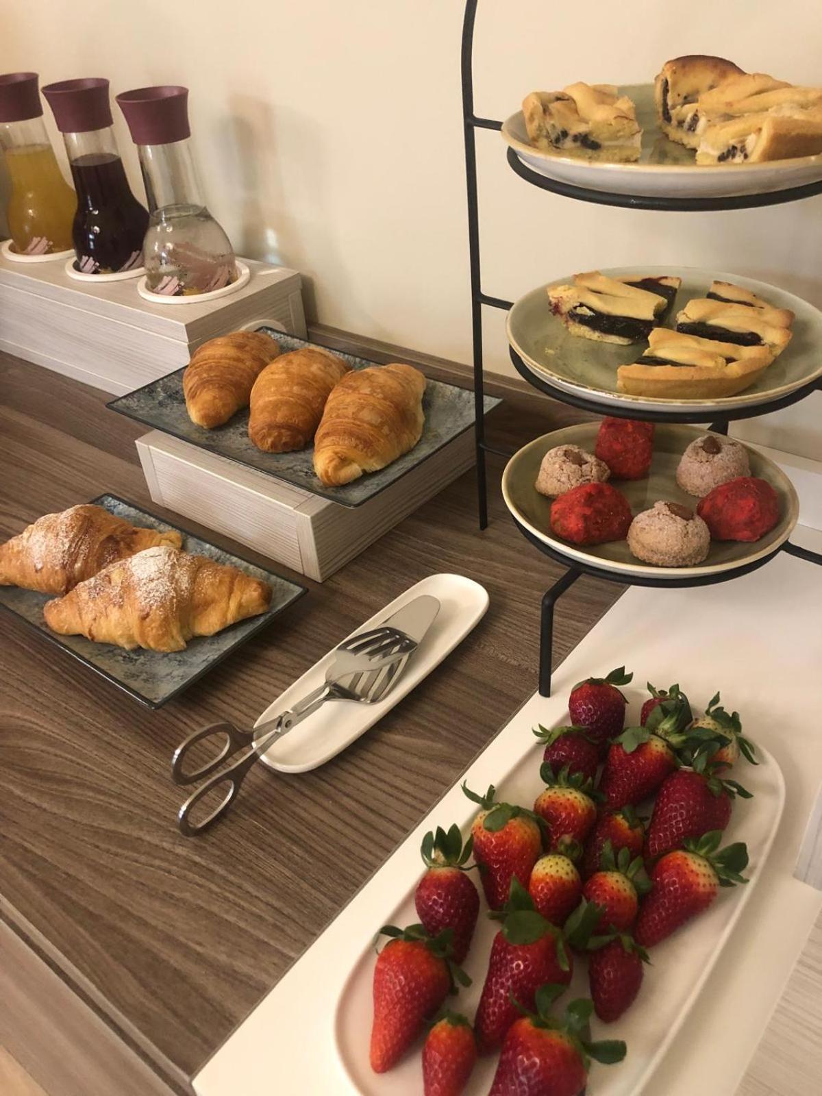 Antica Dimora Luxury Rooms 바를레타 외부 사진